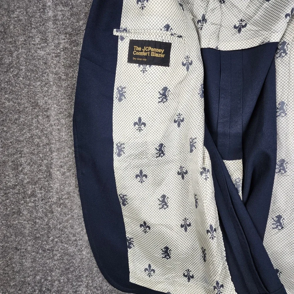 JCPenney Comfort Blazer Mens Size 40R Navy Blue Gold Crest Button Preppy Classic